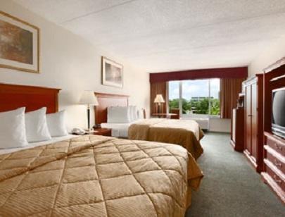 Baymont Inn & Suites קלירווטר חדר תמונה